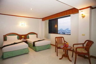 Boon Siam Hotel