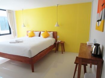 Sleep Whale Hotel