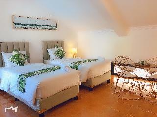 Grand Blue Beach Hotel