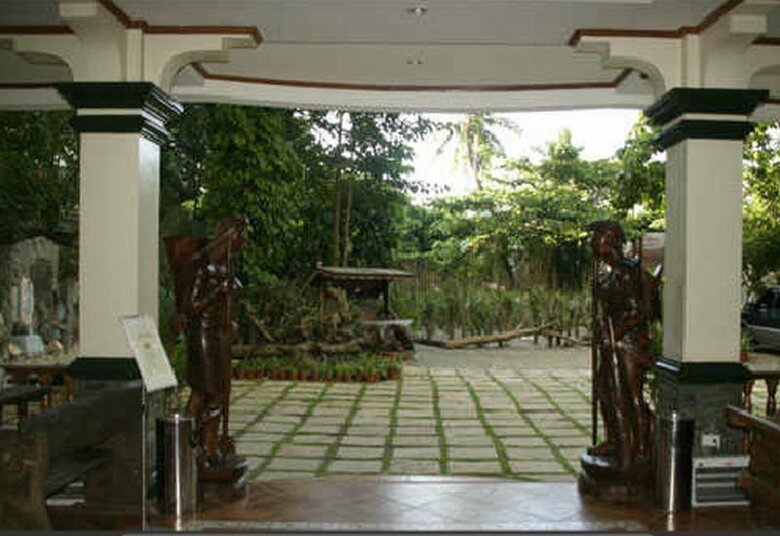 Hotel Grand Boracay Resort