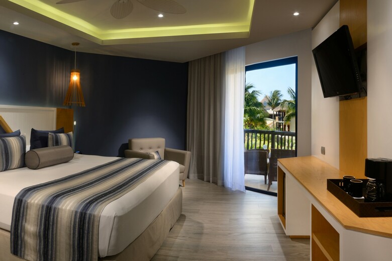 Hotel Catalonia Yucatan Beach