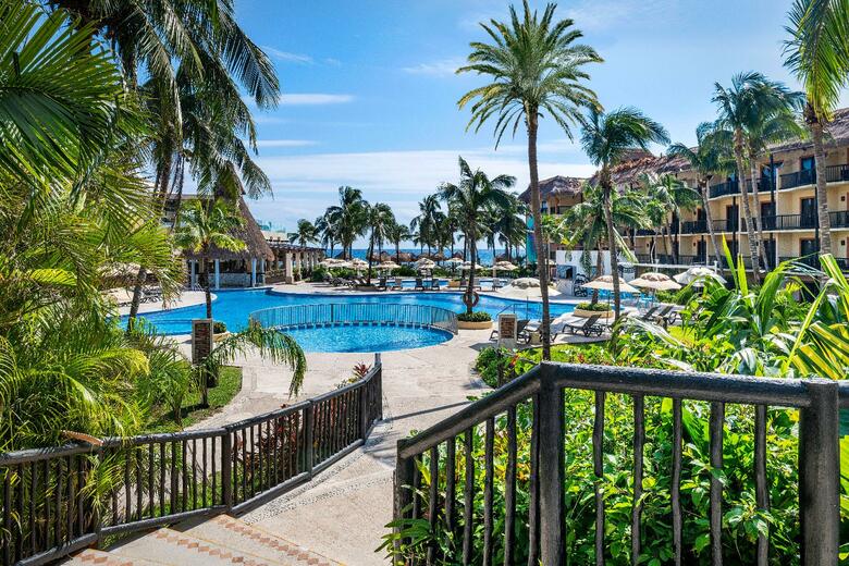 Hotel Catalonia Yucatan Beach