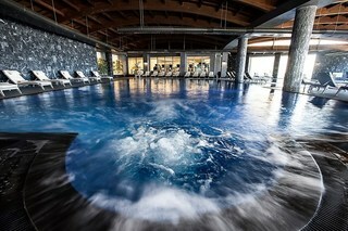 Elexus Hotel & Spa & Casino