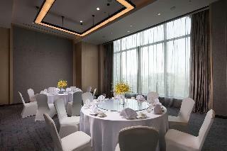 Hotel Doubletree By Hilton Qingdao Oriental Movie Metrop