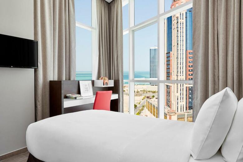 Hotel Staybridge Suites Doha Lusail