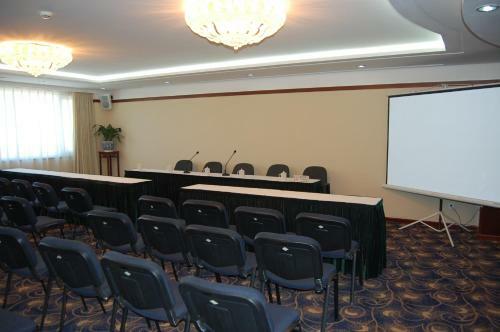 Beijing Commercial Business Hotel
