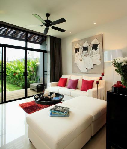 Two Villas Holiday Phuket: Onyx Style Nai Harn Beach