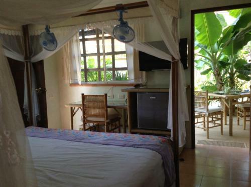 Bed & Breakfast Aree's Lagoon House