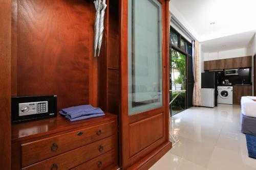Palm Oasis Boutique Hotel