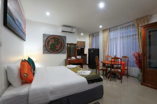 Palm Oasis Boutique Hotel