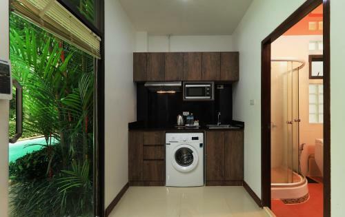 Palm Oasis Boutique Hotel