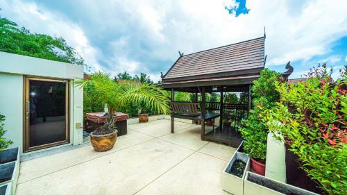 Palm Oasis Boutique Hotel