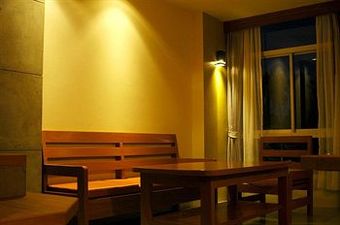 Hotel Wimaan Buri Resort