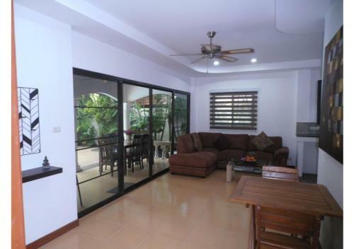 Coconut Paradise Holiday Villas