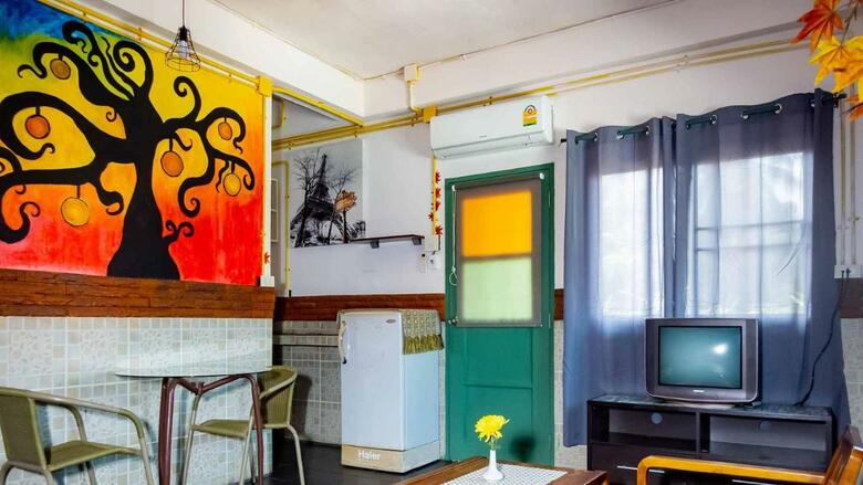 Hostal Sabina Guesthouse