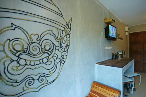 Hostal Baan Kamala Hostel & Guesthouse