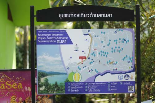 Hostal Baan Kamala Hostel & Guesthouse