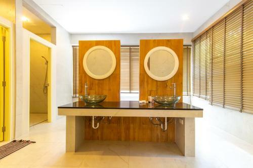 Hotel Grand Bleu Ocean View Pool Suite