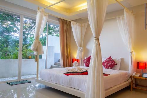 Hotel Grand Bleu Ocean View Pool Suite