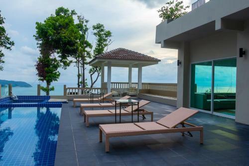 Hotel Grand Bleu Ocean View Pool Suite