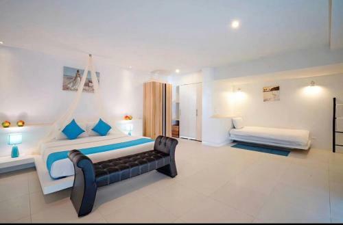 Hotel Grand Bleu Ocean View Pool Suite