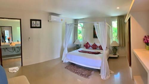 Hotel Grand Bleu Ocean View Pool Suite