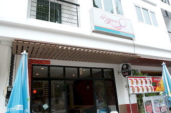 Hostal Rojjana Residence