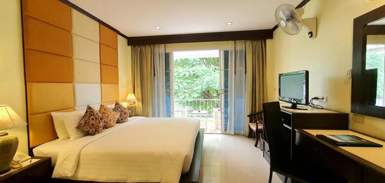 Hotel The Mareeya Place