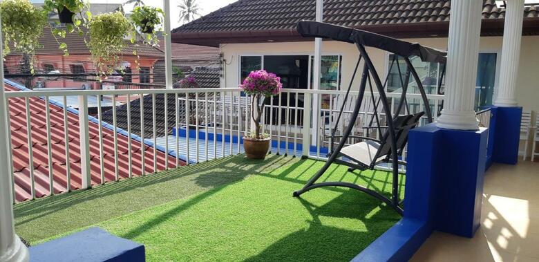 Hotel The Mareeya Place