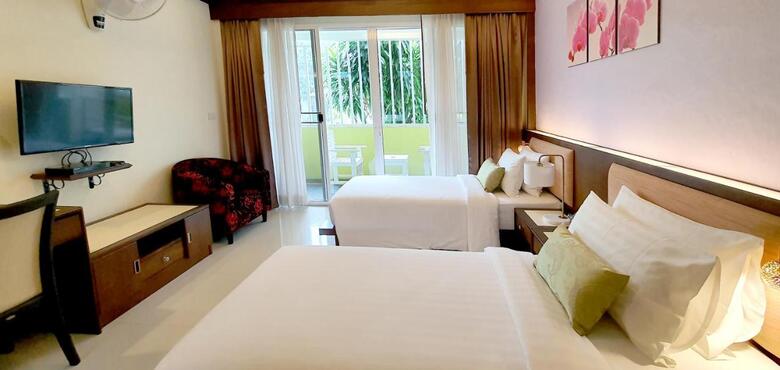 Hotel The Mareeya Place