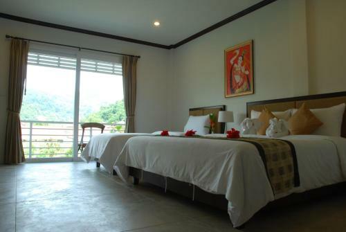 Hostal Phukamala Suite