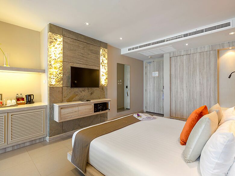 Cape Sienna Hotel & Villas