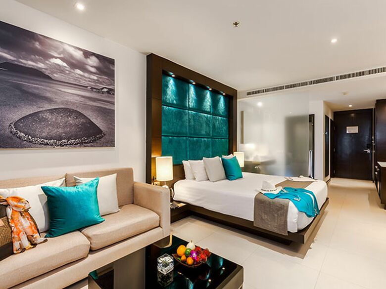 Cape Sienna Hotel & Villas