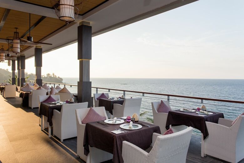 Cape Sienna Hotel & Villas