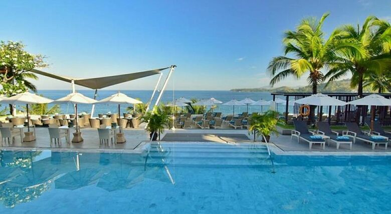 Cape Sienna Hotel & Villas
