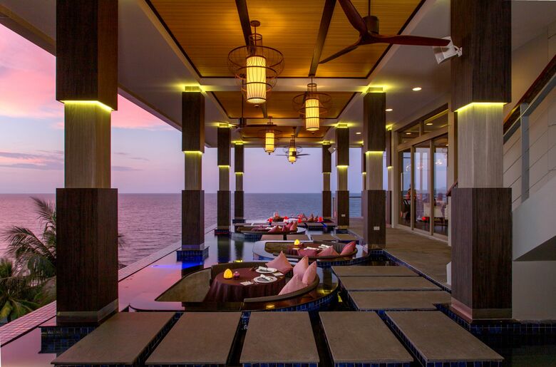 Cape Sienna Hotel & Villas
