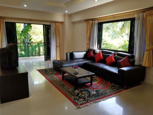 Apartamentos Rawai Seaview Condominium Phuket