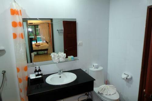 Apartamentos Rawai Seaview Condominium Phuket