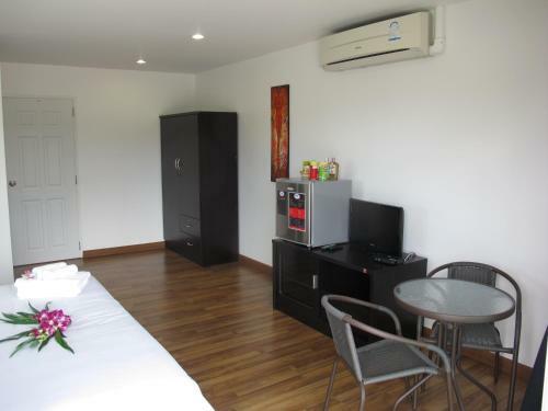 Hostal Lucky 13 Guesthouse