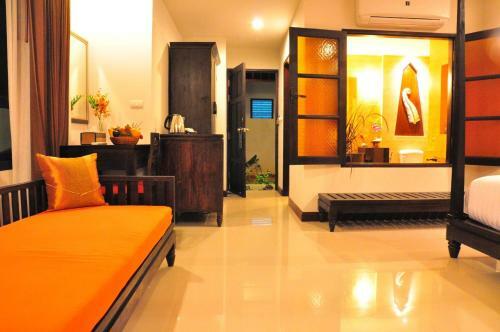 Hotel Navatara Phuket Resort