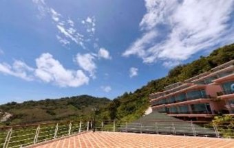 Hotel The View Rawada Resort & Spa
