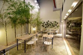 Hotel Almont City