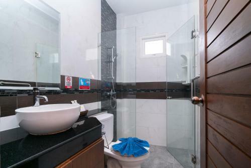Rawai Private Villas - Pools And Garden