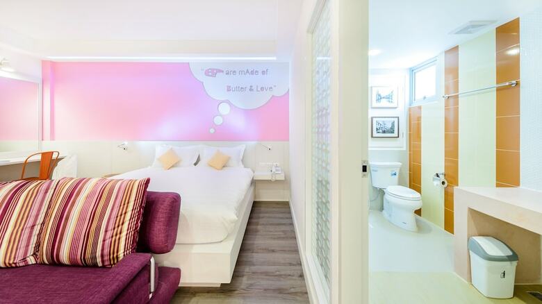 Hotel The Tint At Phuket Town