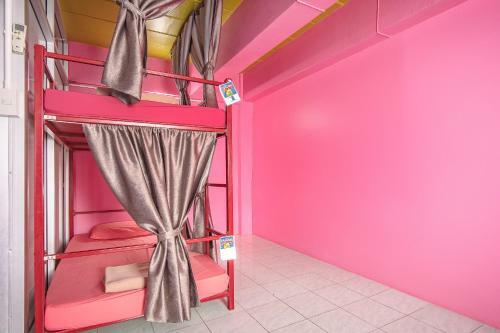I Hostel Phuket