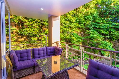 Karon View Apartments