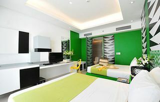 Hotel Astoria Current