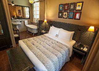 The Henry Hotel Manila