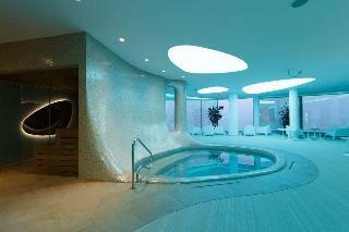 Zenith Hotel Conference & Spa