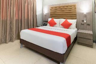 Oyo 146 Solace Hotel